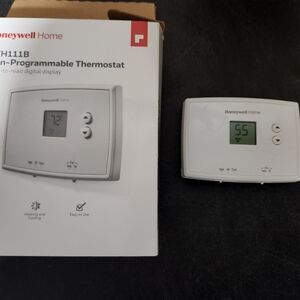 Honeywell home RTH111B Horizontal Non-Programmable Thermostat